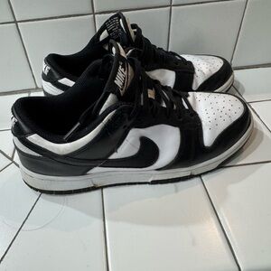 Women’s Nike panda dunks